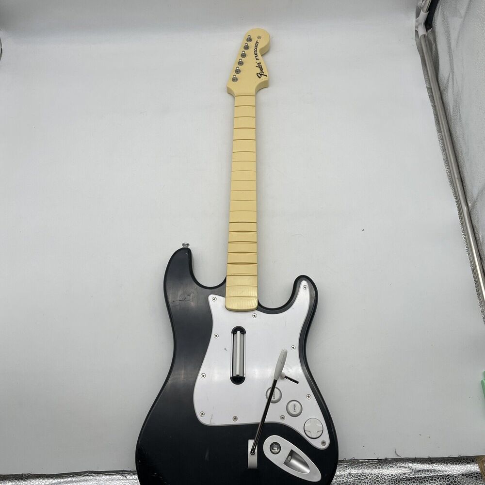 Harmonix Fender Stratocaster PS3 Wireless Guitar Controller (822151) No Dongle